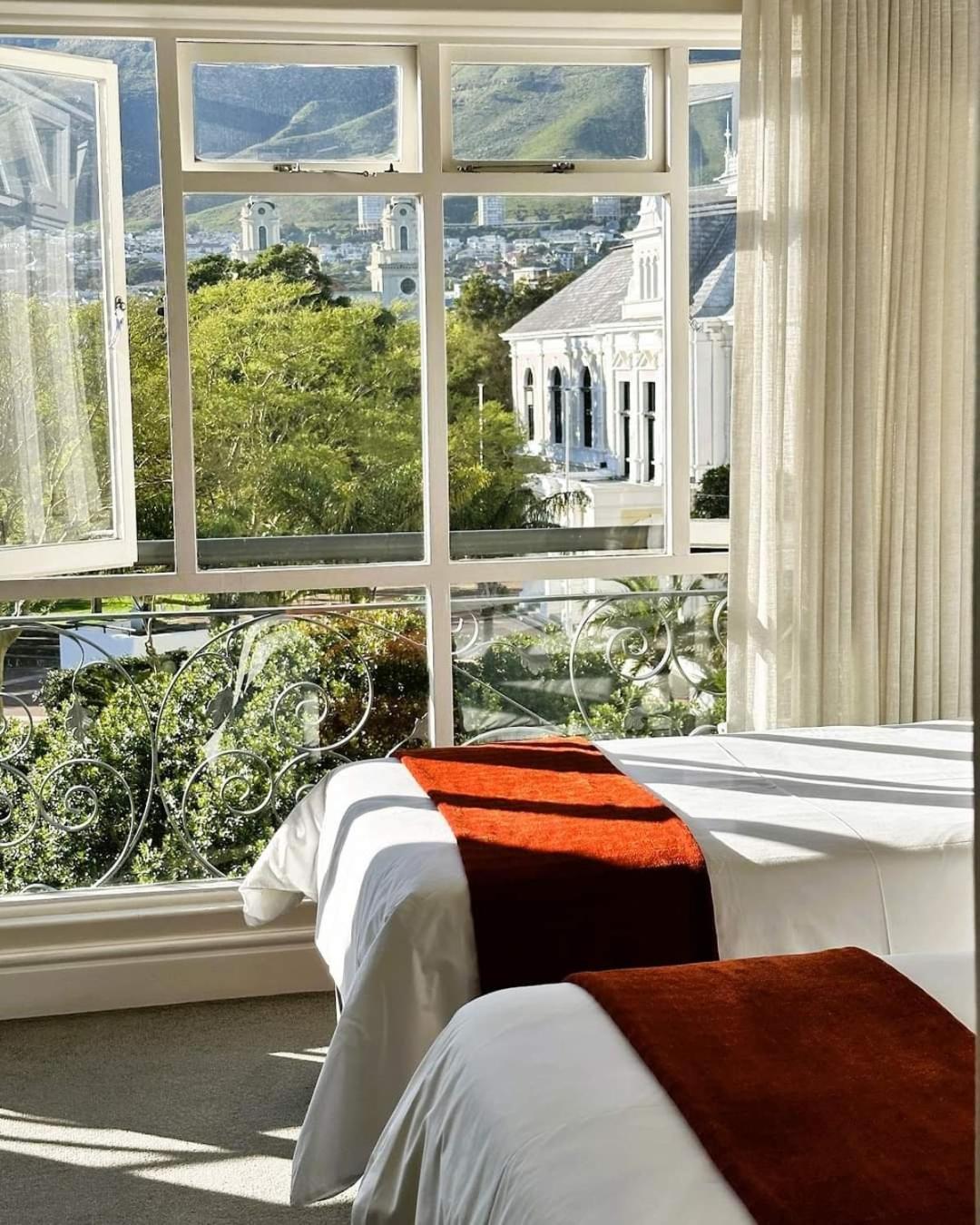 Cape Town Hollow Boutique Hotel Экстерьер фото